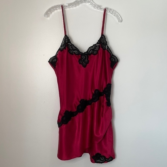 Victoria’s Secret Vintage Gold Label Red Black Satin Slip Dress - Picture 1 of 6